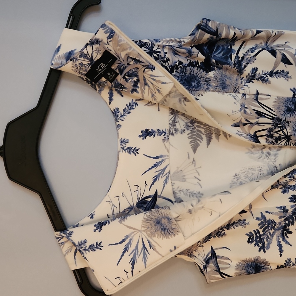 Floral bodycon dress - Picture 5 of 7